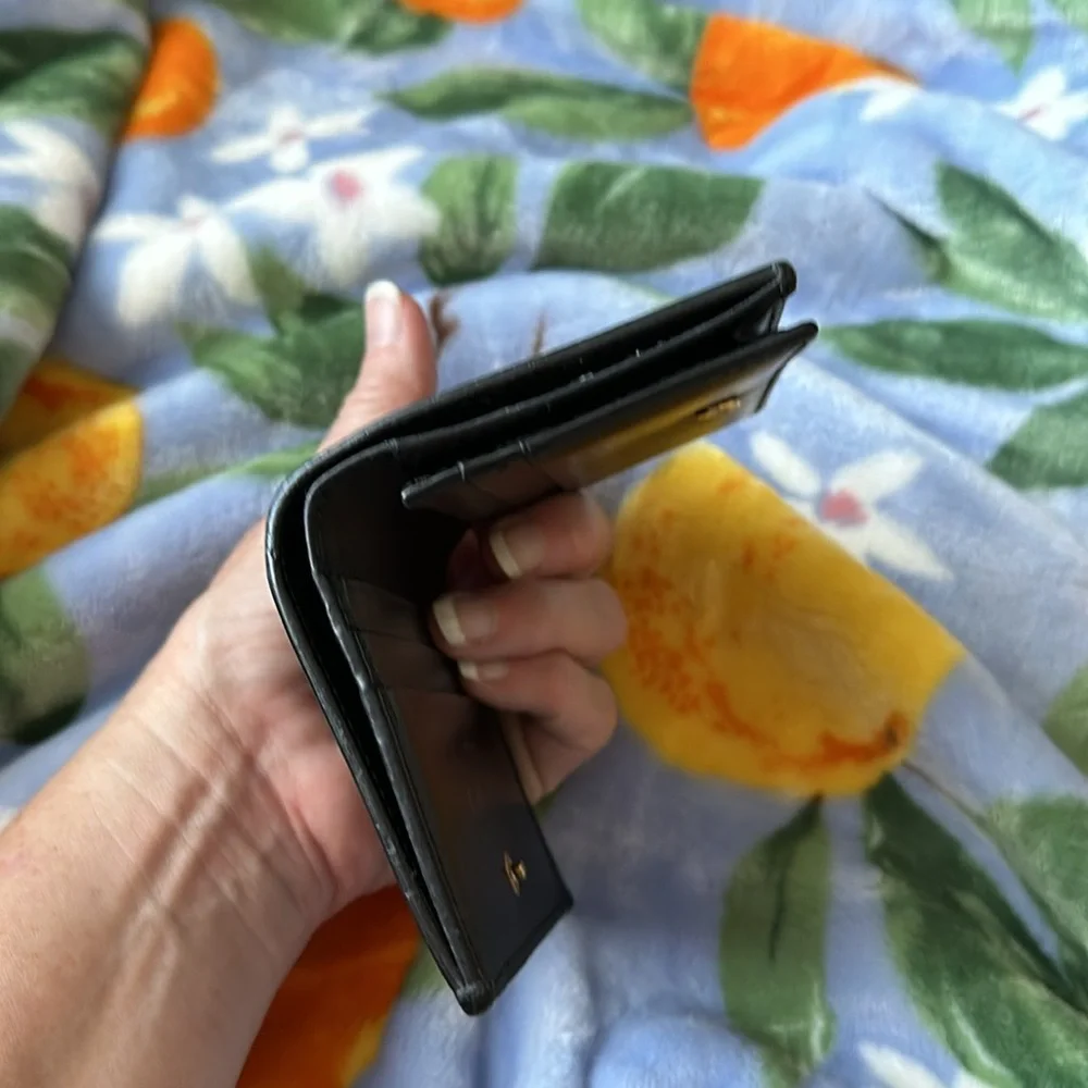 Gucci Black Embossed Leather Bi-Fold Wallet